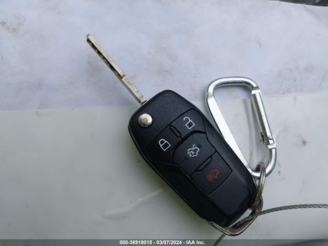 1FA6P0H7XF5105931 Ford FUSION SE