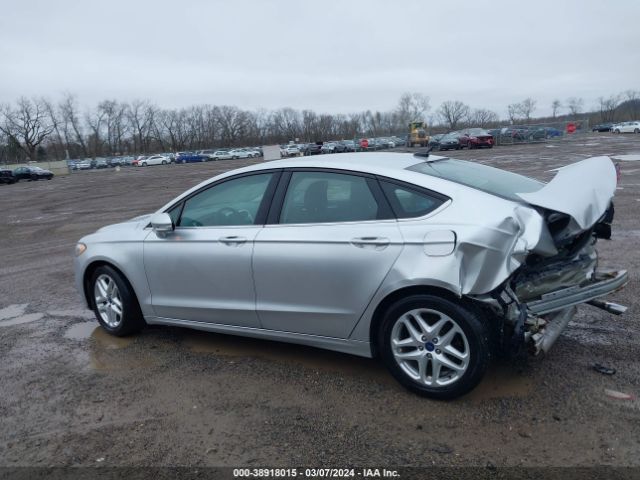 1FA6P0H7XF5105931 Ford FUSION SE