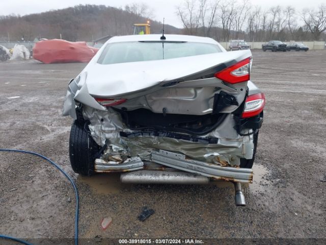 1FA6P0H7XF5105931 Ford FUSION SE