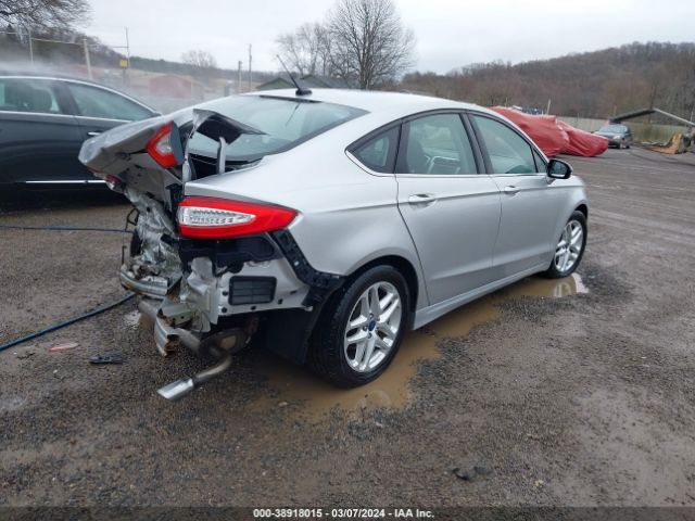 1FA6P0H7XF5105931 Ford FUSION SE
