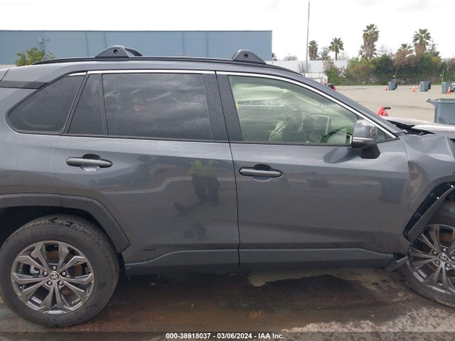 Toyota Rav4 Xle Premium Hybrid 2024 JTMB6RFV8RD551085 Image 13