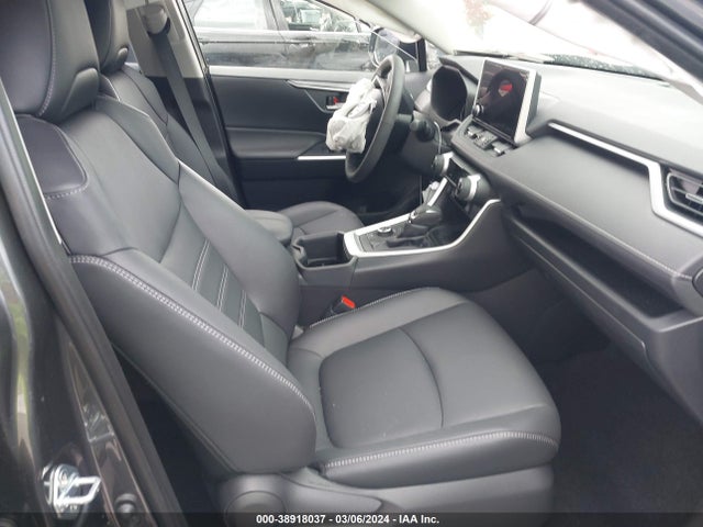 Toyota Rav4 Xle Premium Hybrid 2024 JTMB6RFV8RD551085 Image 5