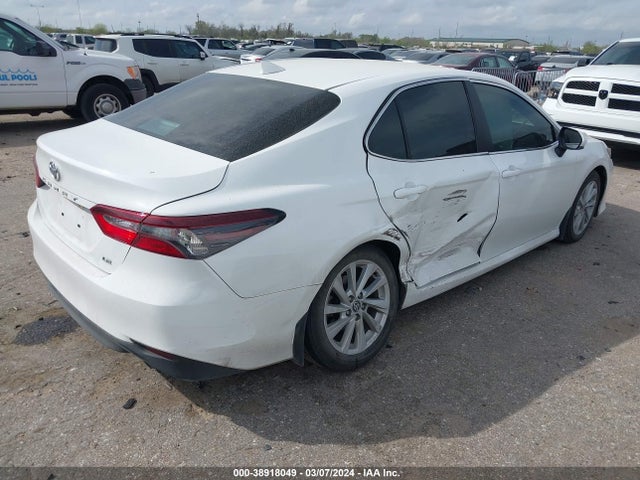 Toyota CAMRY LE 2022 4T1C11AK3NU638965 Image 4