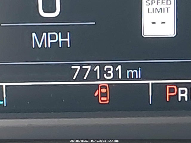 GMC YUKON SLT 2018 1GKS1BKC1JR392786 Image 16