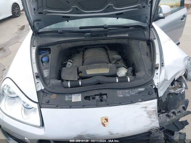 2010 PORSCHE CAYENNE WP1AD2AP8ALA61014 Photo 9