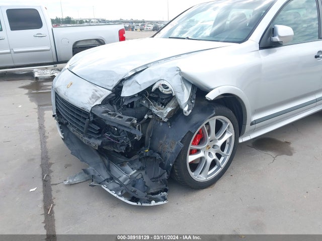 2010 PORSCHE CAYENNE WP1AD2AP8ALA61014 Photo 5