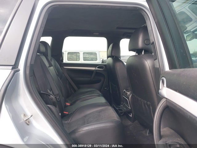2010 PORSCHE CAYENNE WP1AD2AP8ALA61014 Photo 7