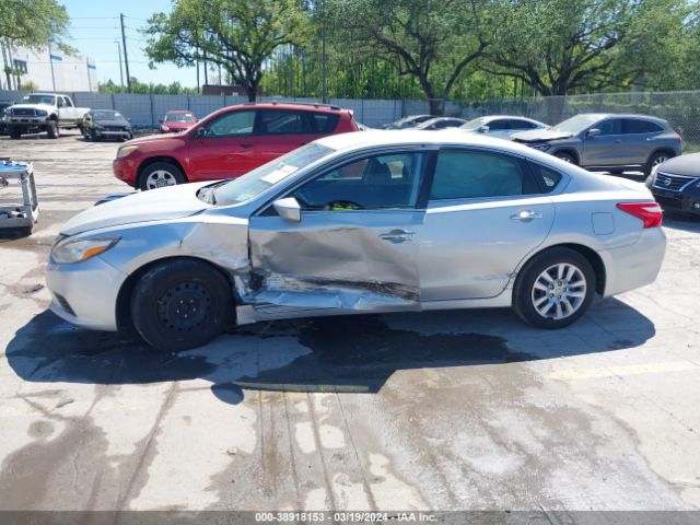 1N4AL3AP6HC114870 Nissan Altima 2.5/2.5 S/2.5 Sl/2.5 Sr/2.5 Sv
