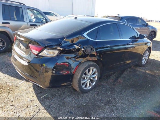 Chrysler 200 C 2015 1C3CCCCG9FN517344 Image 4