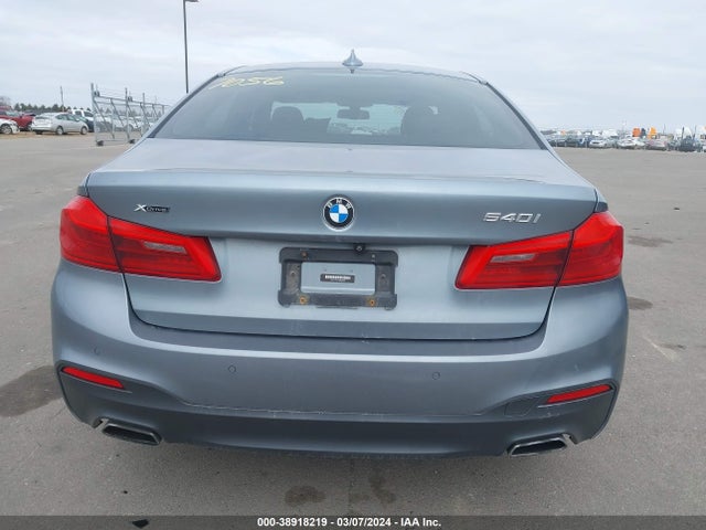 BMW 540i Xdrive 2018 WBAJE7C51JWD53447 Image 17