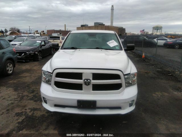 1C6RR7FG9KS501249 RAM 1500 Classic Express Quad Cab 4x4 6'4 Box