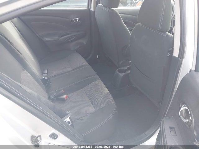 Nissan Versa 1.6 Sv 2018 3N1CN7AP2JL859374 Image 8
