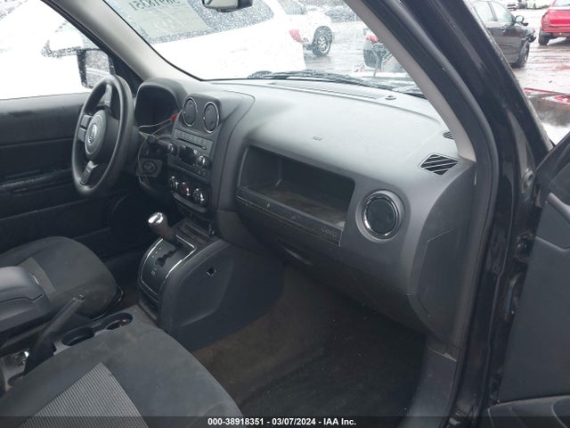 1C4NJRBB0GD646485 Jeep Patriot Sport