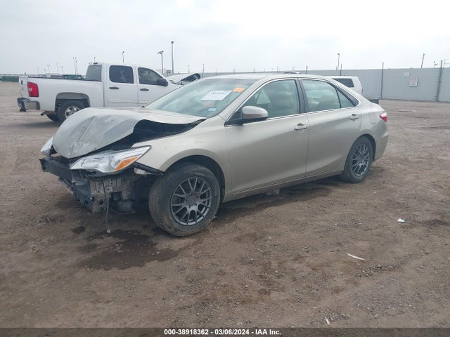 Toyota CAMRY LE 2017 4T1BF1FKXHU275087 Image 2