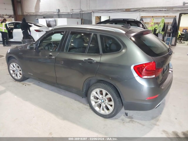 BMW X1 Xdrive28i 2014 WBAVL1C56EVR92968 Image 3