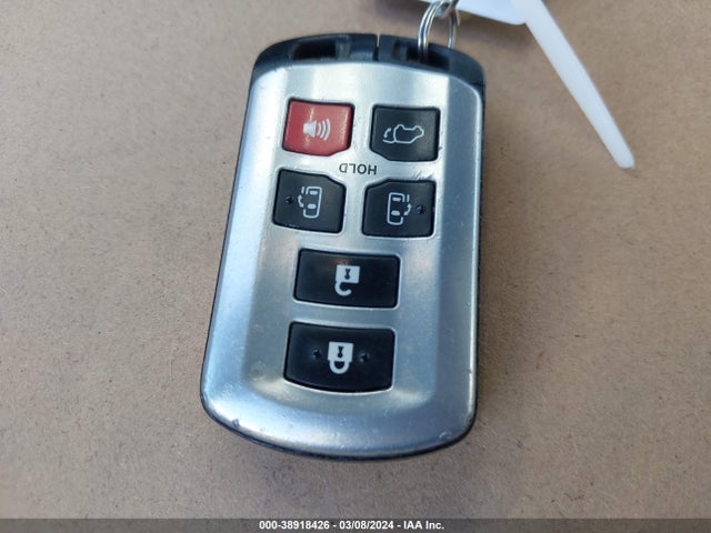 Toyota SIENNA XLE 2020 5TDYZ3DC3LS030254 Image 11