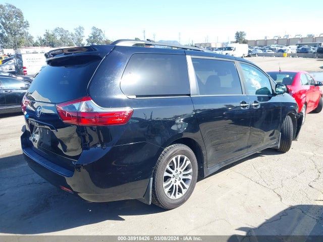 Toyota SIENNA XLE 2020 5TDYZ3DC3LS030254 Image 4