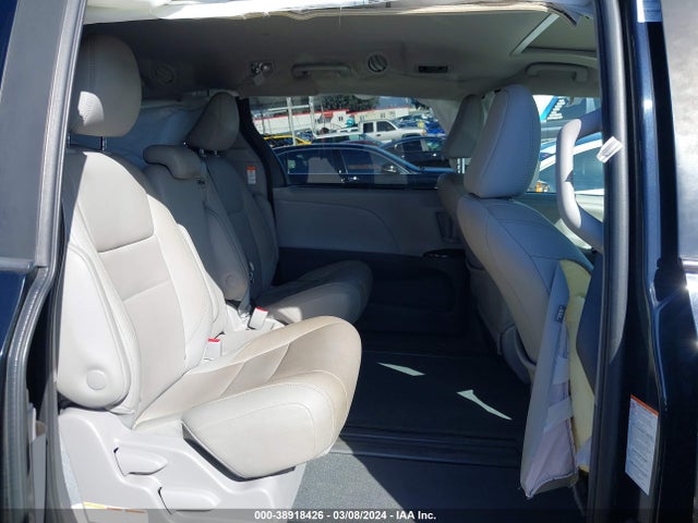 Toyota SIENNA XLE 2020 5TDYZ3DC3LS030254 Image 8