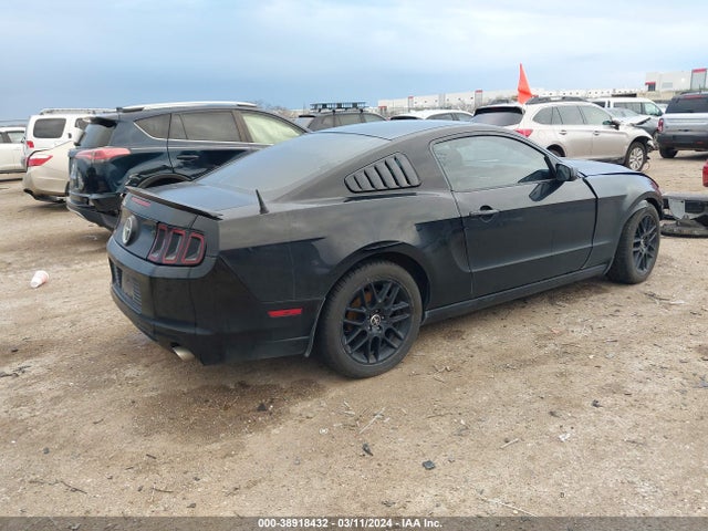 Ford Mustang V6 2014 1ZVBP8AM3E5301535 Image 4