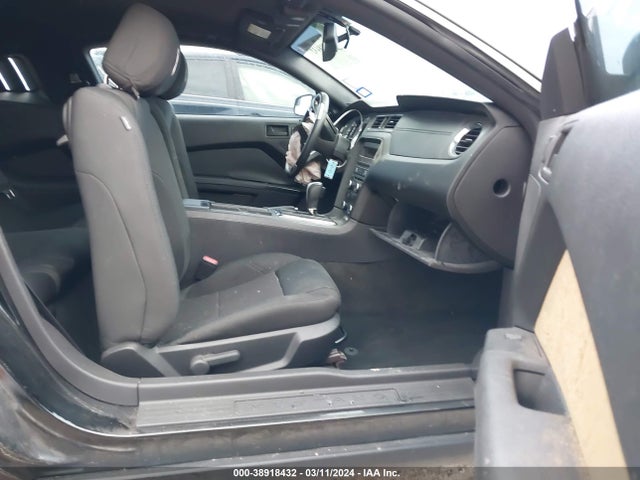 Ford Mustang V6 2014 1ZVBP8AM3E5301535 Image 5