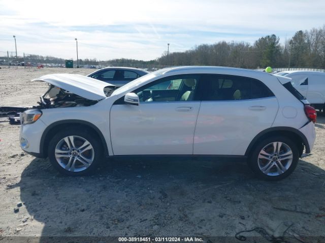 WDCTG4EB9KU020117 Mercedes-Benz GLA 250