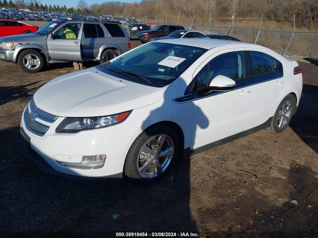 Chevrolet Volt 2015 1G1RB6E41FU107312 Image 2