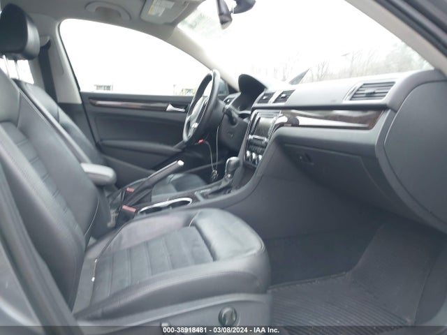 Volkswagen Passat 1.8t Sel Premium 2014 1VWCT7A31EC028043 Image 5