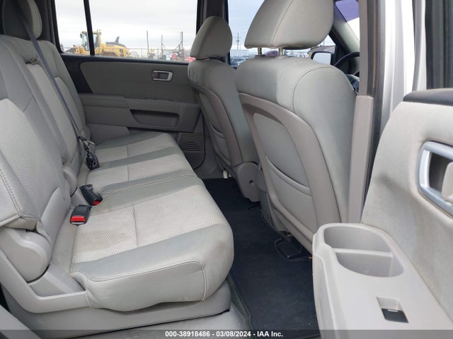 Honda PILOT LX 2014 5FNYF3H22EB026472 Image 8