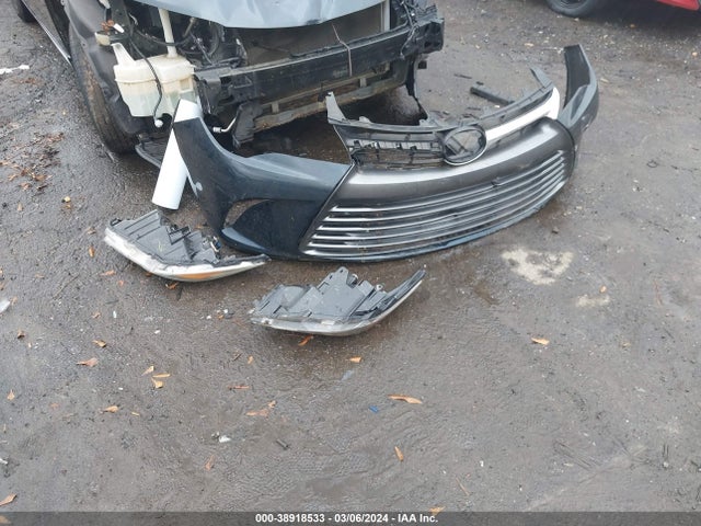 Toyota CAMRY LE 2015 4T4BF1FK7FR478456 Image 12