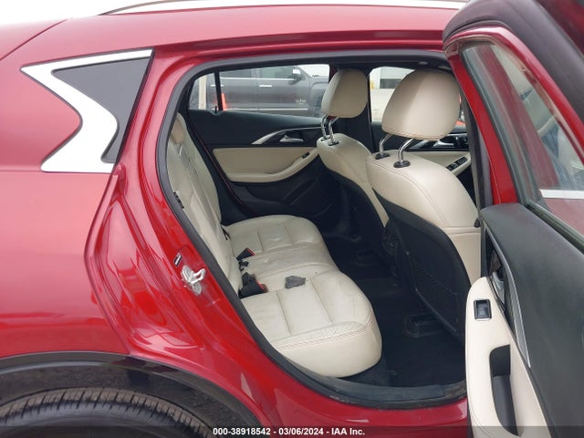 Infiniti Qx30 Premium 2017 SJKCH5CP5HA032599 Image 8