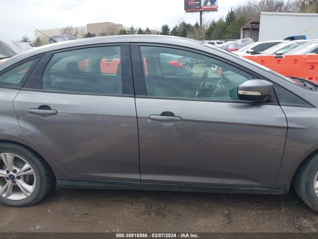 Ford FOCUS SE 2014 1FADP3F21EL460495 Image 14