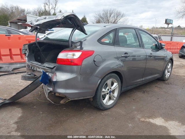 Ford FOCUS SE 2014 1FADP3F21EL460495 Image 4