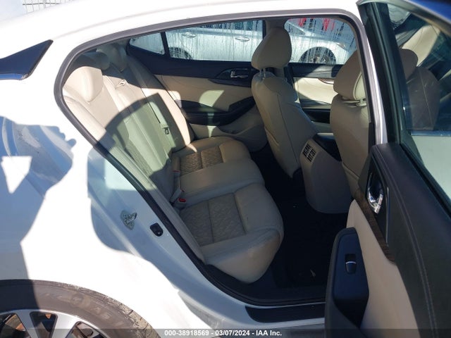 Nissan Maxima 3.5 Platinum 2017 1N4AA6AP6HC394216 Image 8