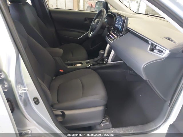 Toyota Corolla Cross Le 2023 7MUCAAAG9PV071156 Image 5