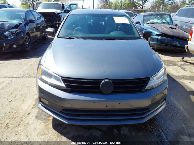 3VWD17AJ3GM410665 Volkswagen Jetta 1.8t Sport