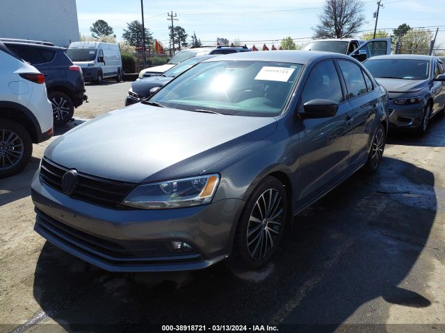 3VWD17AJ3GM410665 Volkswagen Jetta 1.8t Sport