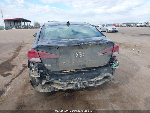 Hyundai Elantra Limited 2019 KMHD84LF1KU782012 Image 16