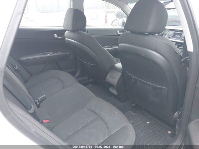 KIA Optima Lx 2016 5XXGT4L35GG095392 Image 8