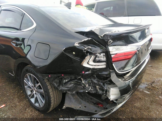 JTHBW1GG0H2136305 Lexus ES 300H