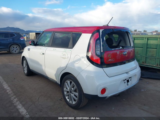 KIA SOUL + 2018 KNDJP3A54J7893178 Image 3