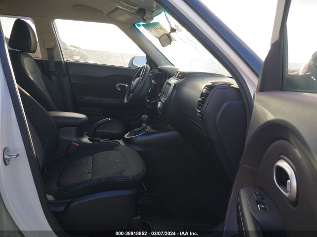 KIA SOUL + 2018 KNDJP3A54J7893178 Image 5