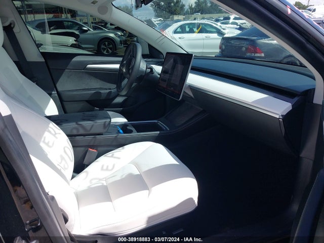 Tesla Model 3 Standard Range Plus Rear-wheel Drive 2021 5YJ3E1EA8MF094352 Image 5
