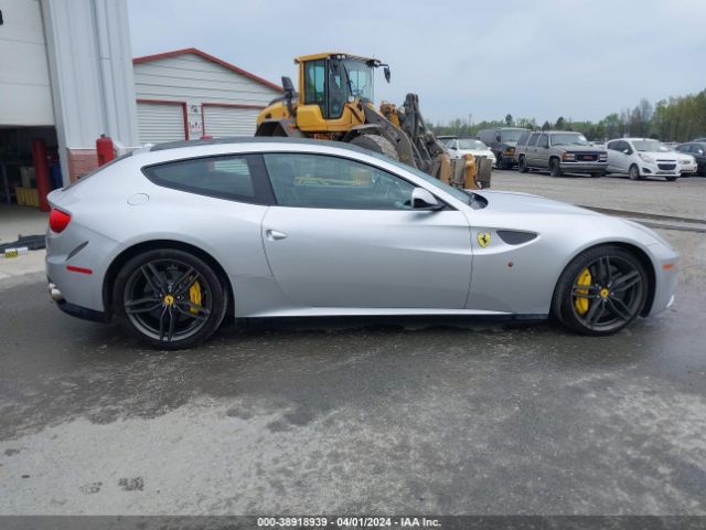ZFF73SKA6E0198681 Ferrari FF