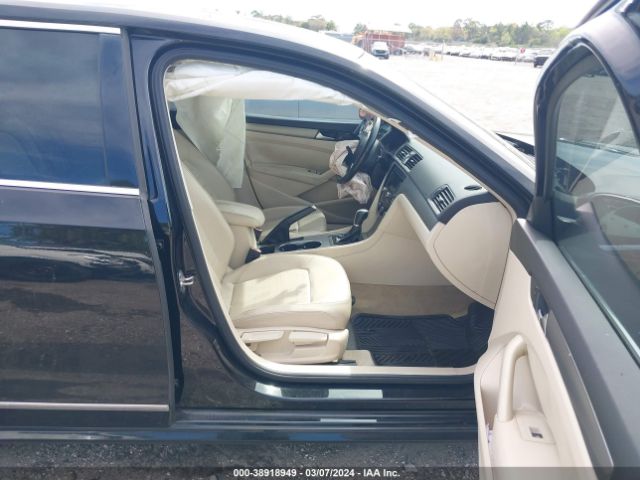 1VWBS7A34FC101860 Volkswagen Passat 1.8t Se