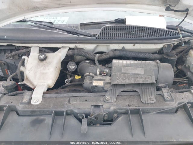 1GBWGRFF1F1118913 Chevrolet Express 2500 Lt
