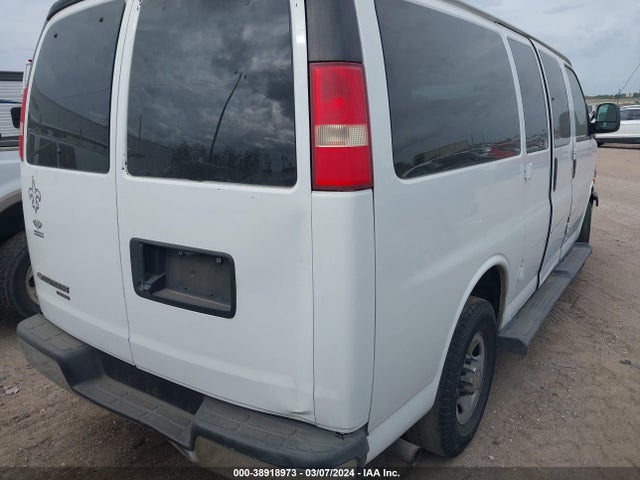 1GBWGRFF1F1118913 Chevrolet Express 2500 Lt