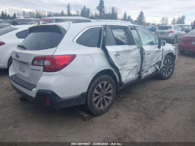 4S4BSATC5J3227176 Subaru Outback 2.5i Touring