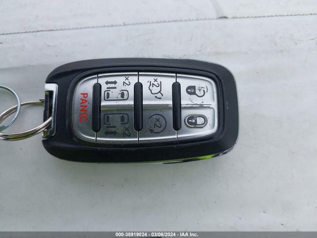 2C4RC3GG9MR537013 Chrysler Pacifica Limited Awd