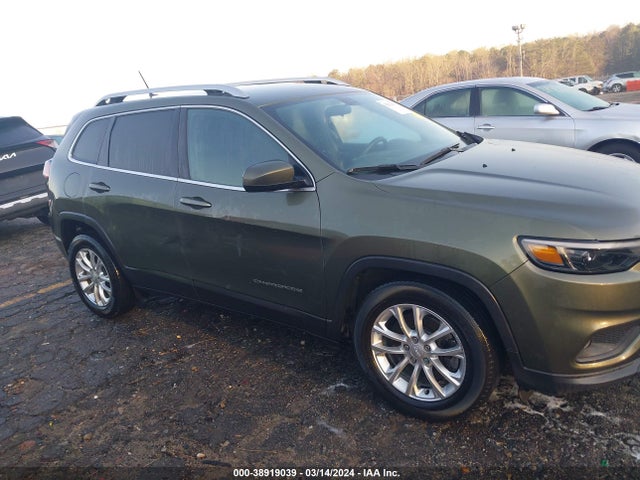 1C4PJLCB8KD357710 Jeep Cherokee Latitude Fwd