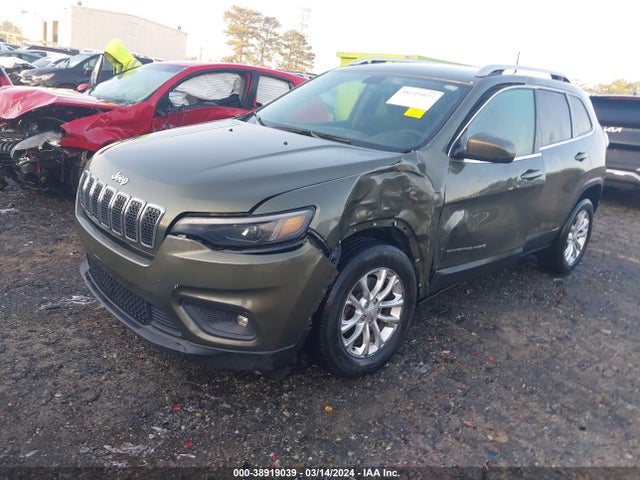 1C4PJLCB8KD357710 Jeep Cherokee Latitude Fwd